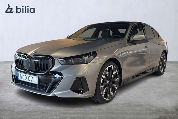 BMW 530 e xDrive M-sport Pro |DEMO| Drag | Panorama | B&W | 360 - 2027