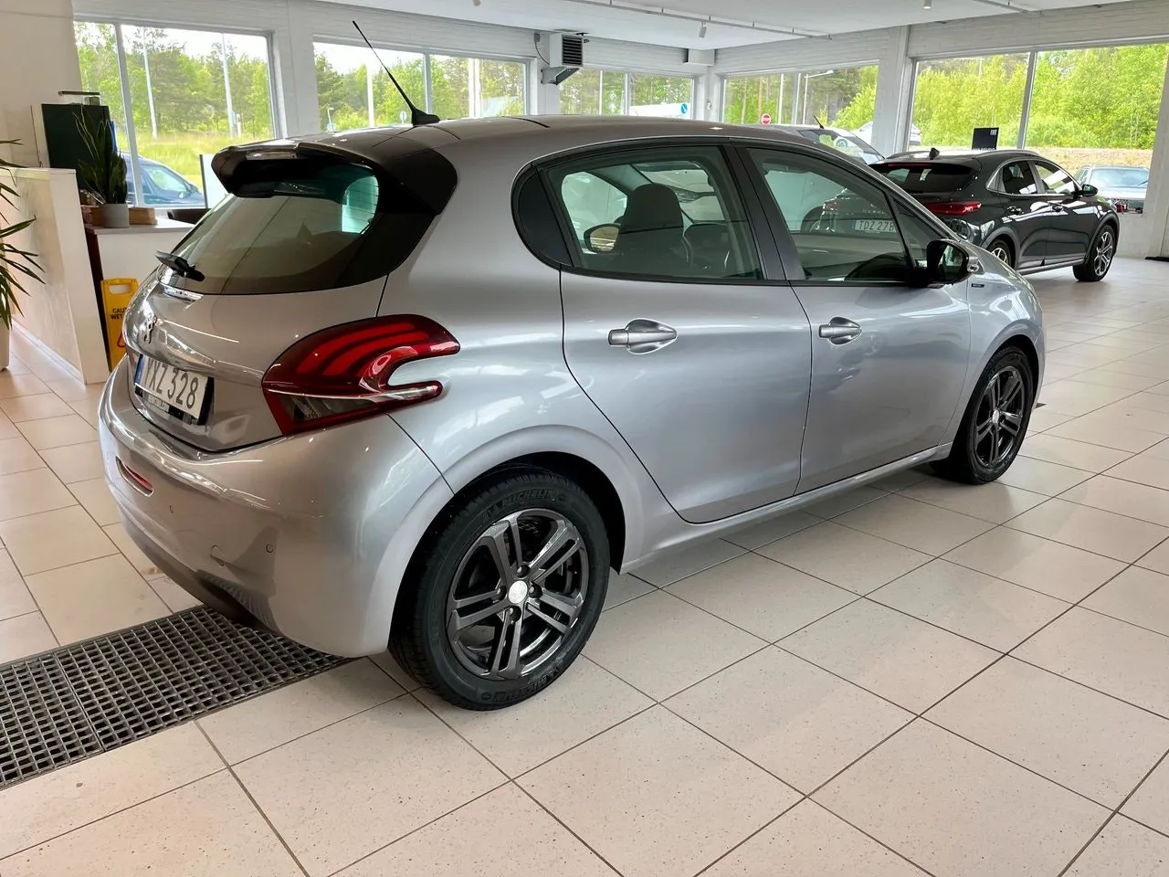 Vehicle image 2