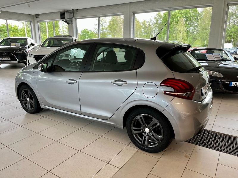 Peugeot 208 bild 3