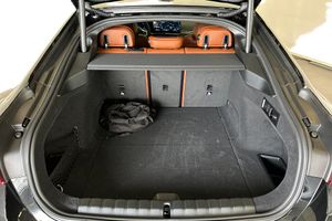 BMW i4 bild 21