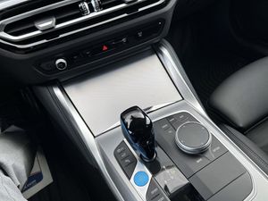 BMW i4 bild 16