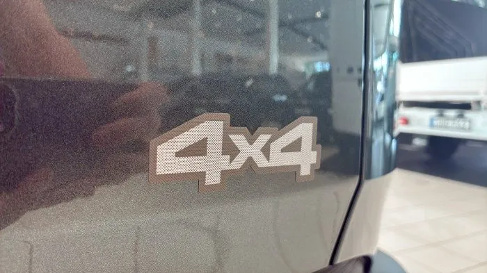 Vehicle image 24
