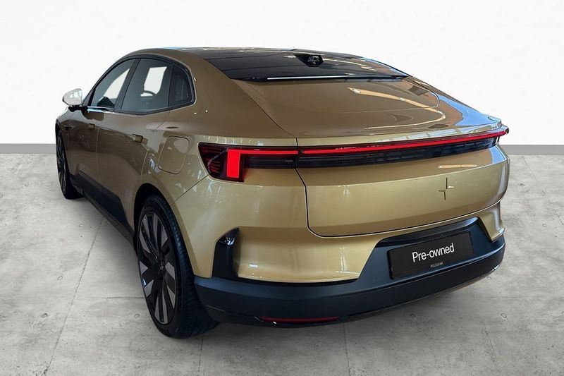 Polestar 4 bild 8