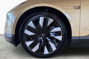 Polestar 4 bild 6