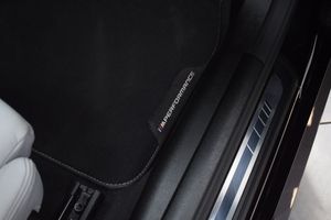 BMW M4 bild 25