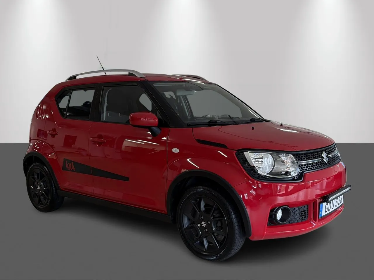 Vehicle image 3