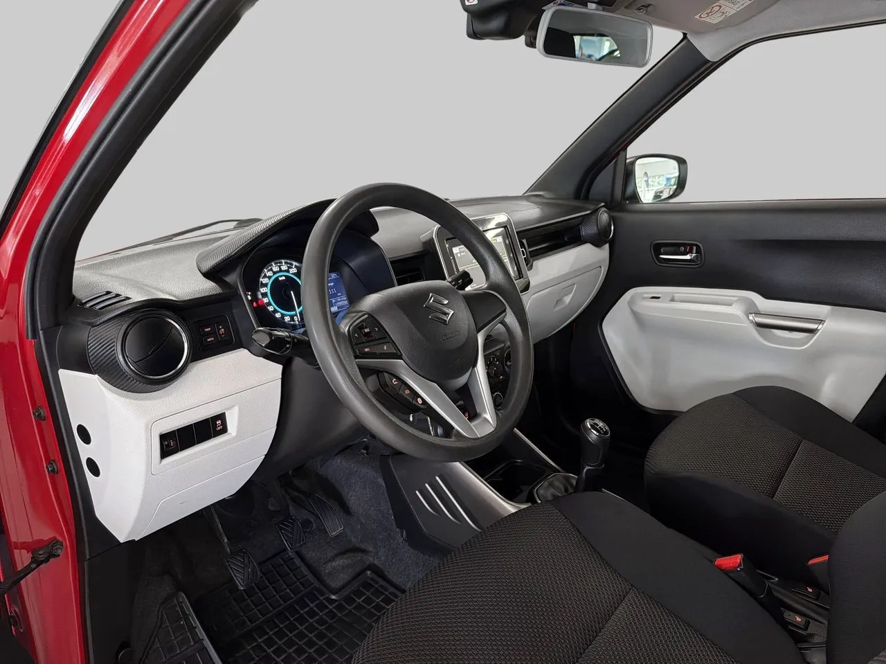 Vehicle image 7