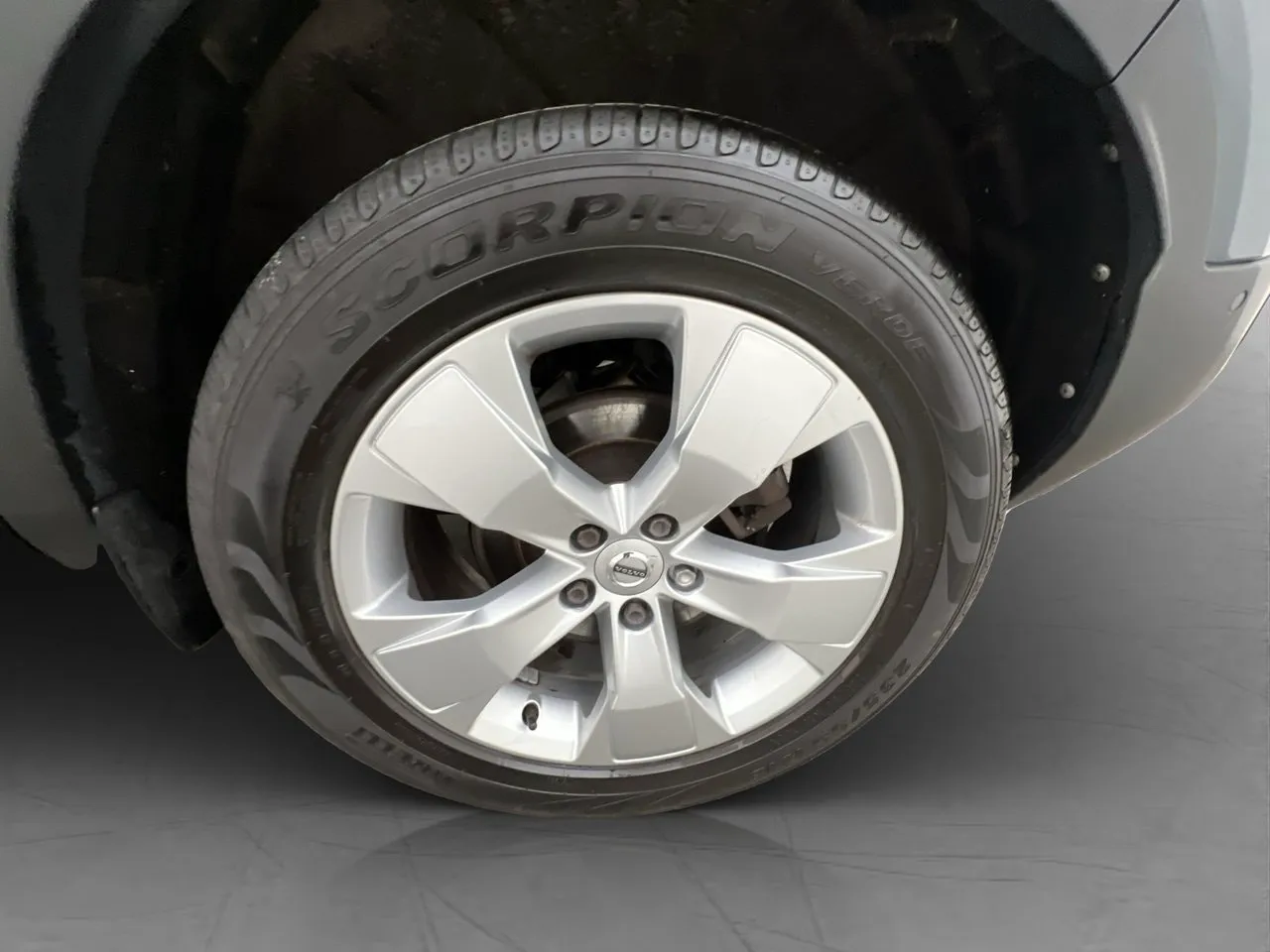 Vehicle image 36