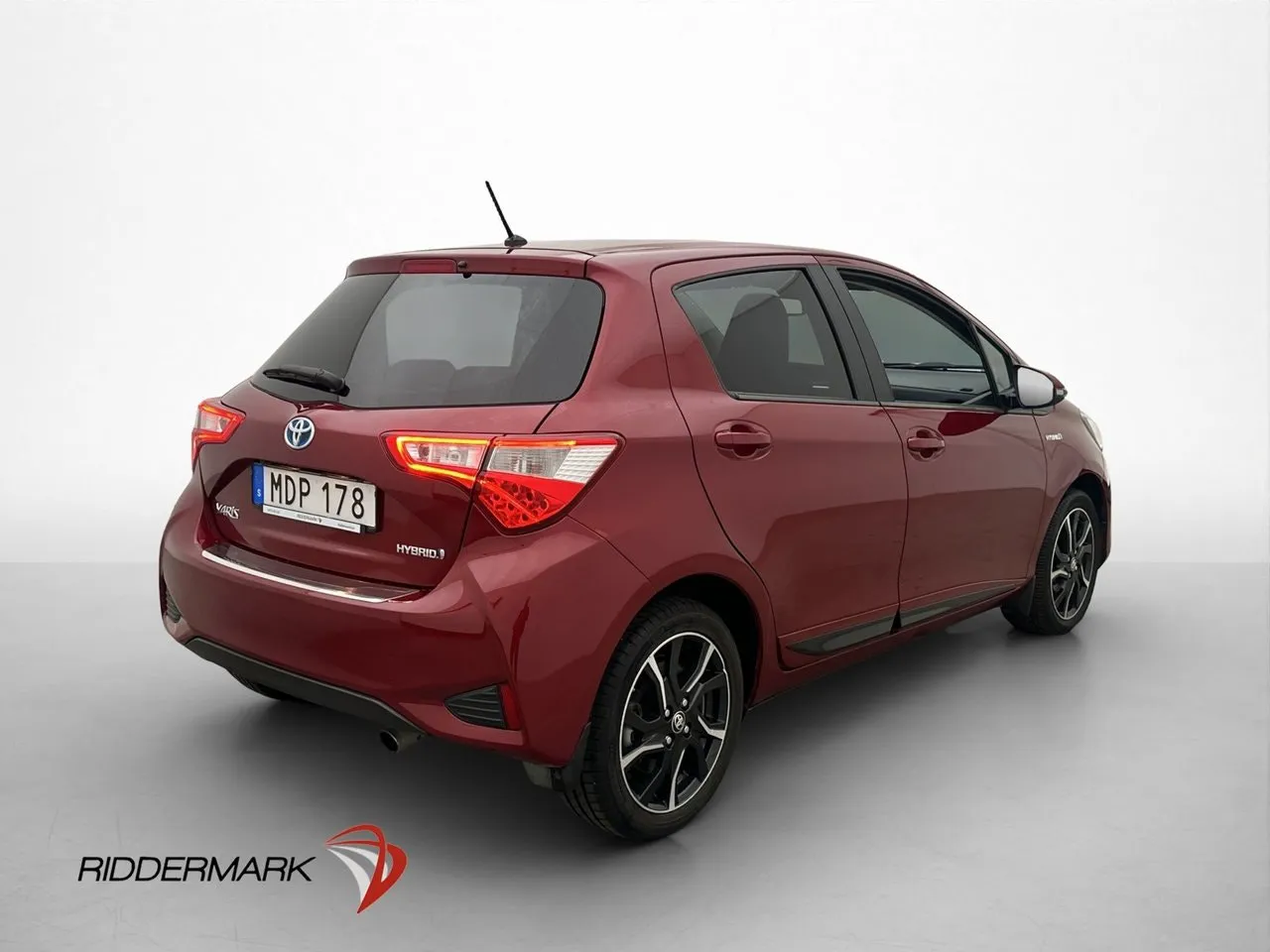 Vehicle image 7