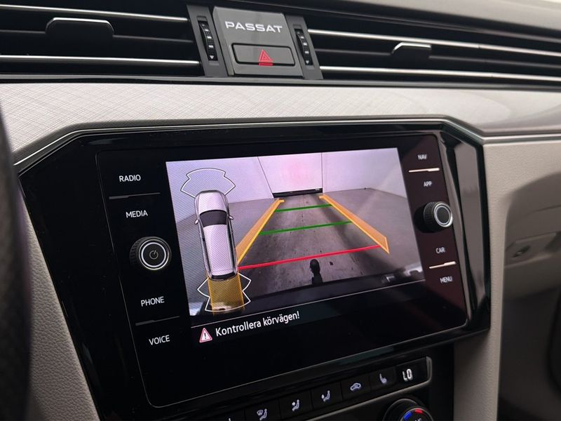 Volkswagen Passat bild 18