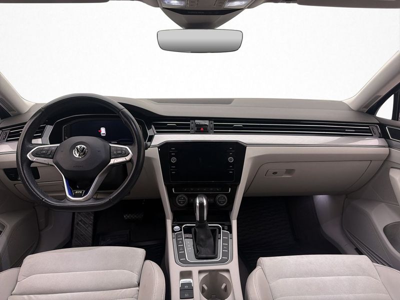Volkswagen Passat bild 13