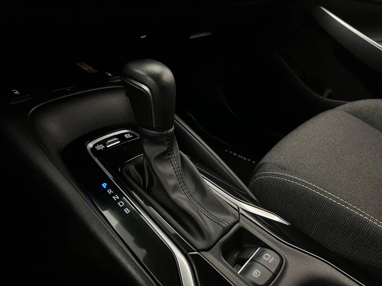 Vehicle image 21
