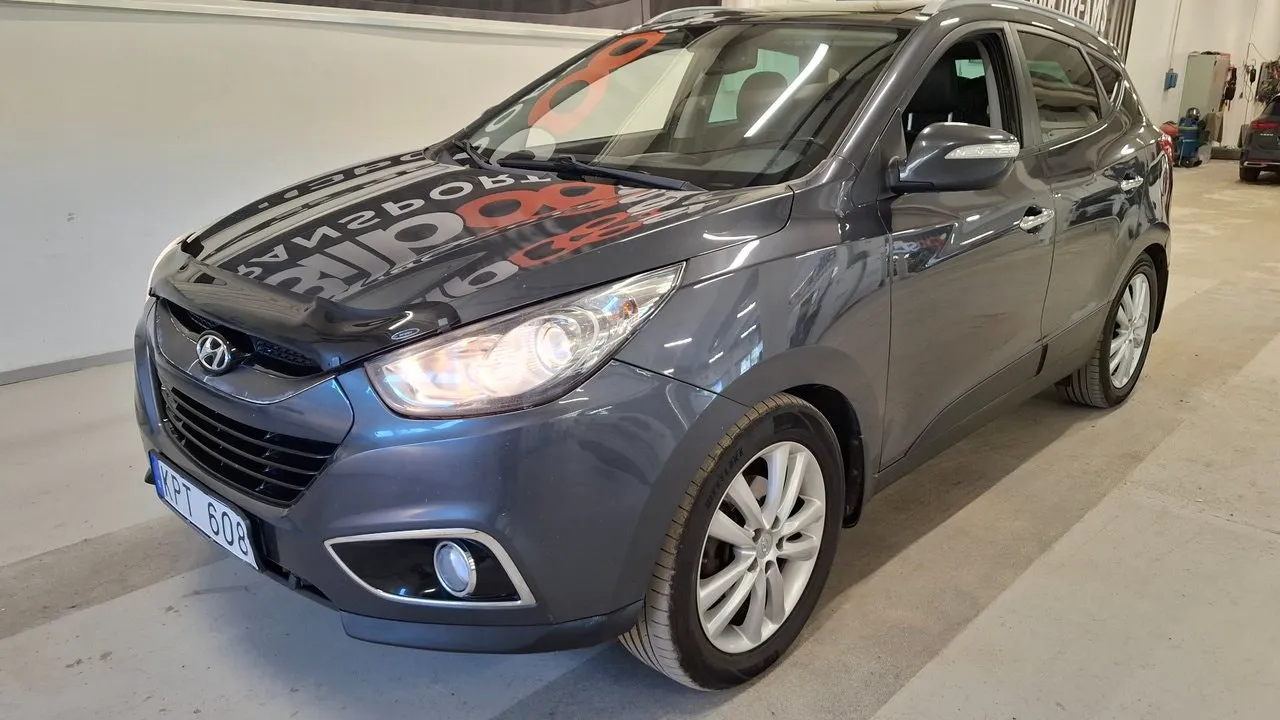 Vehicle image 1