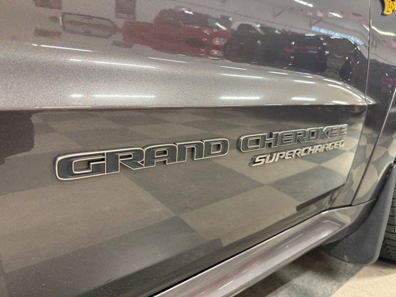 Jeep Grand Cherokee bild 14