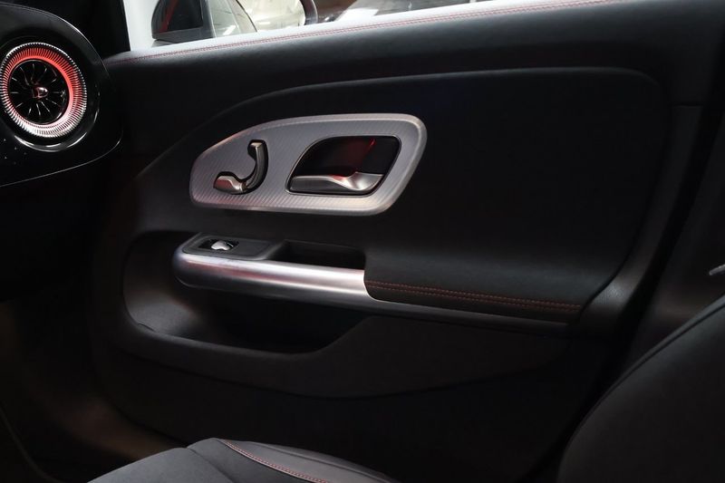 Mercedes CLA250 bild 27