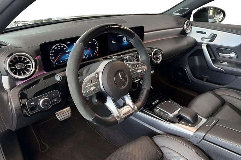 Mercedes A45 AMG bild 6