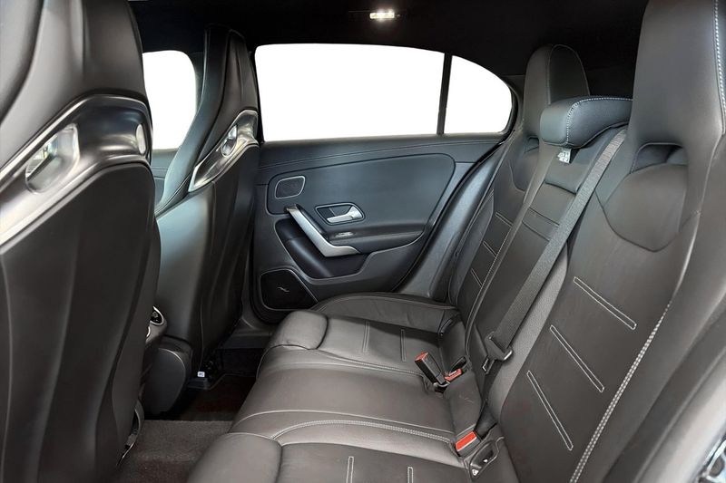Mercedes A45 AMG bild 10