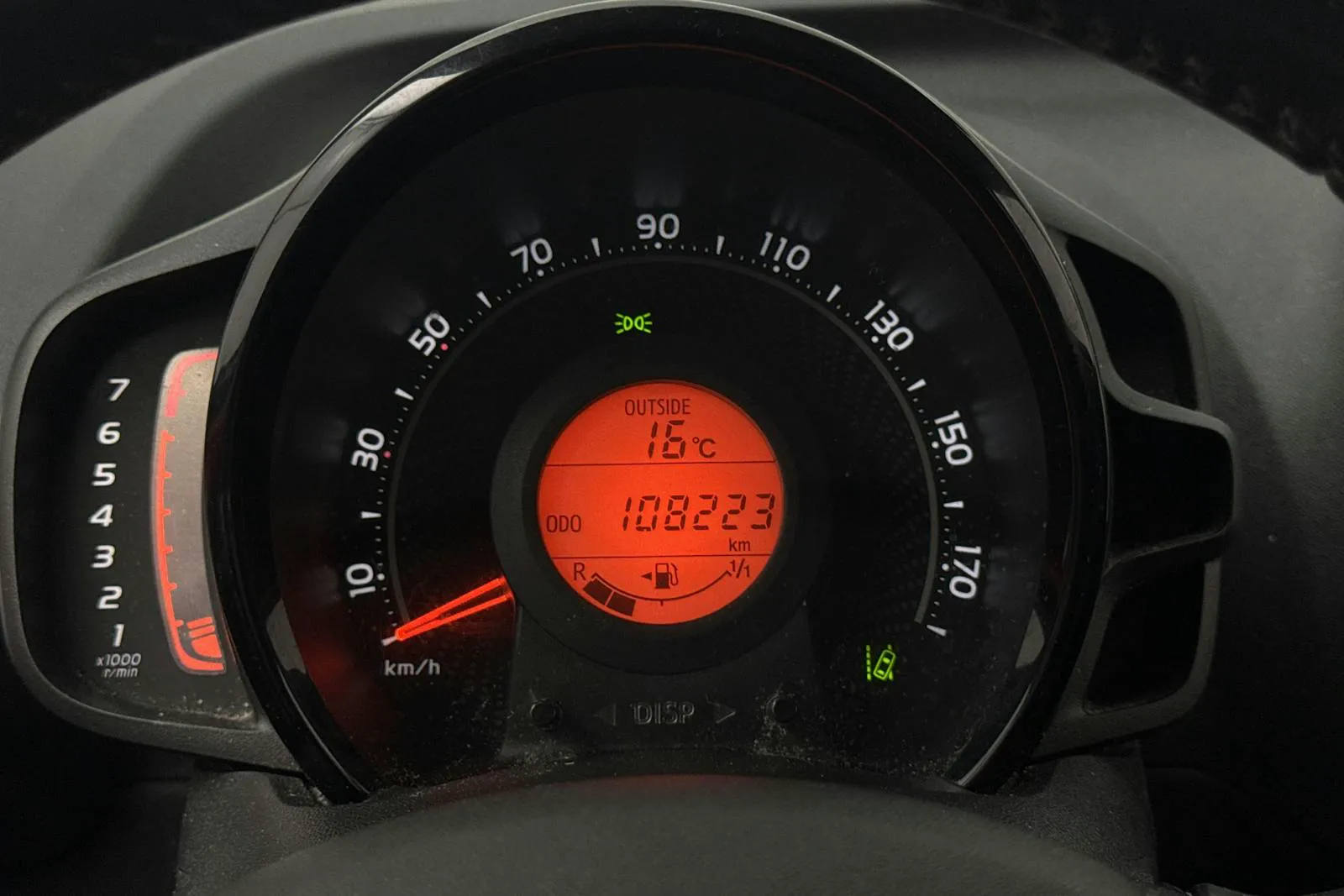 Vehicle image 9