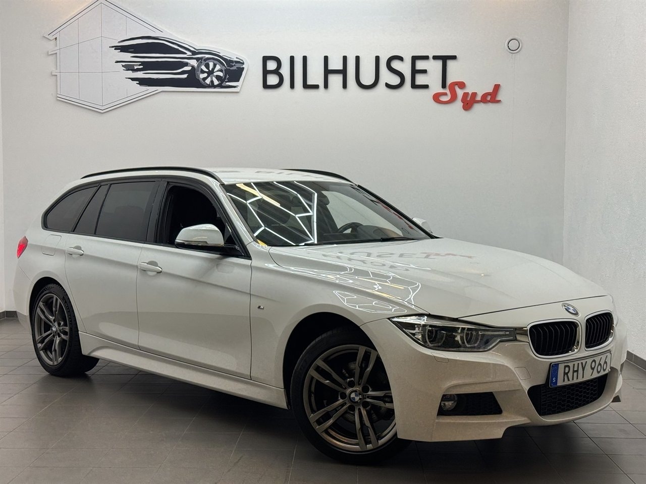 BMW 320