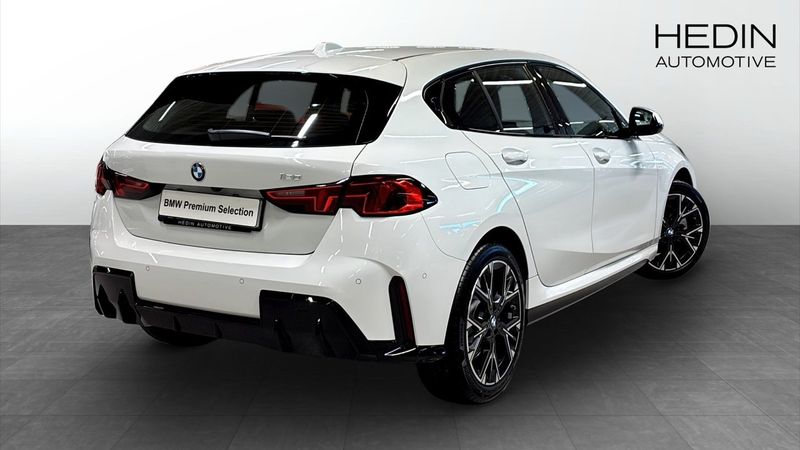 BMW 120 bild 2