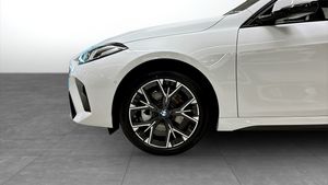 BMW 120 bild 9