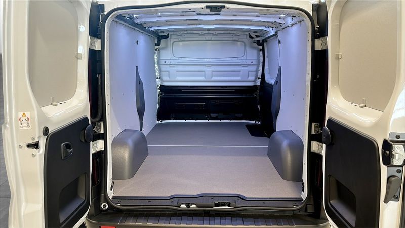 Nissan Primastar bild 10
