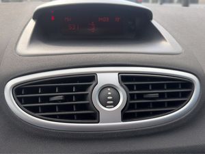 Renault Clio bild 18