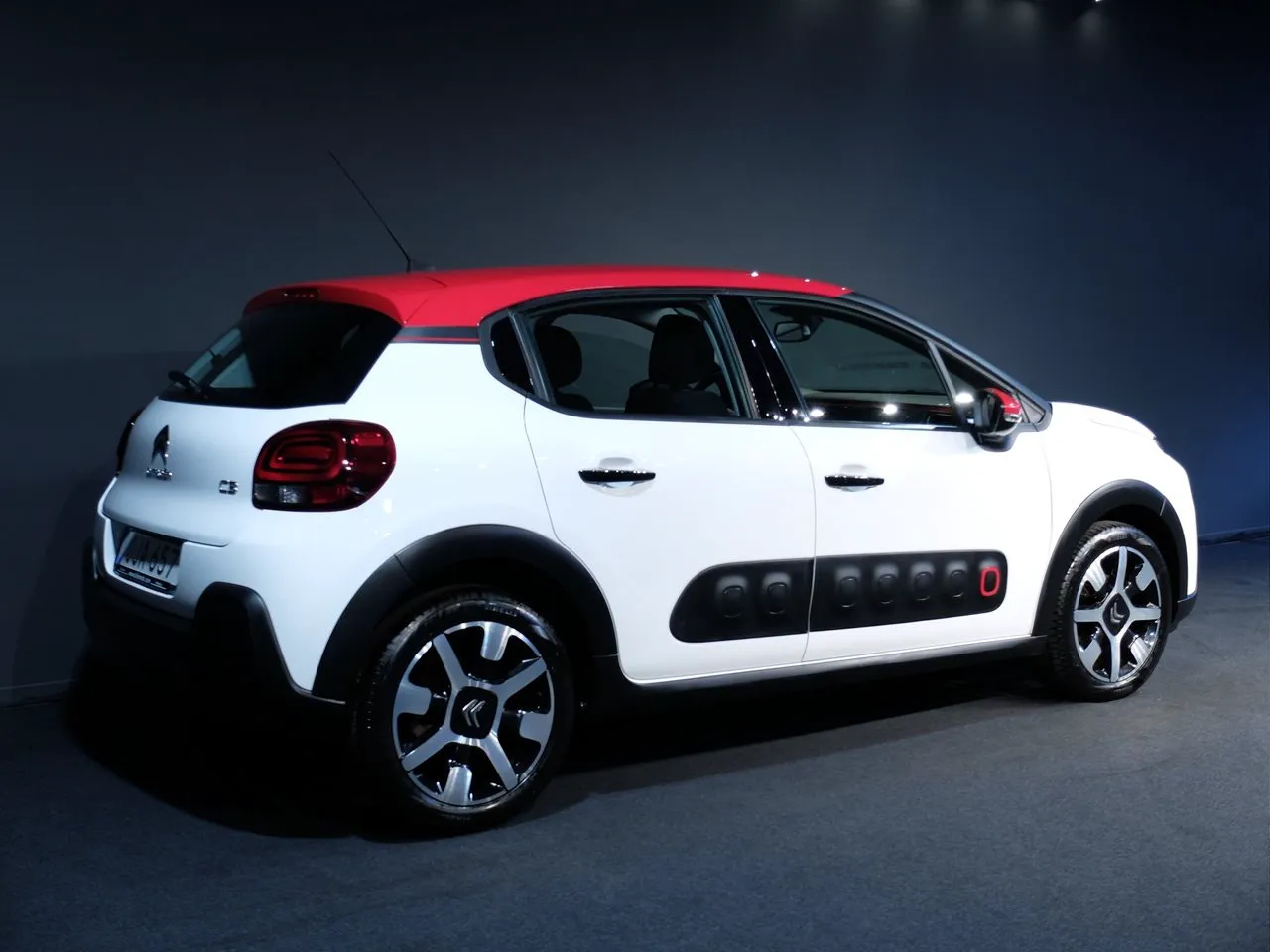 Vehicle image 2