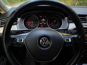 Volkswagen Passat bild 15