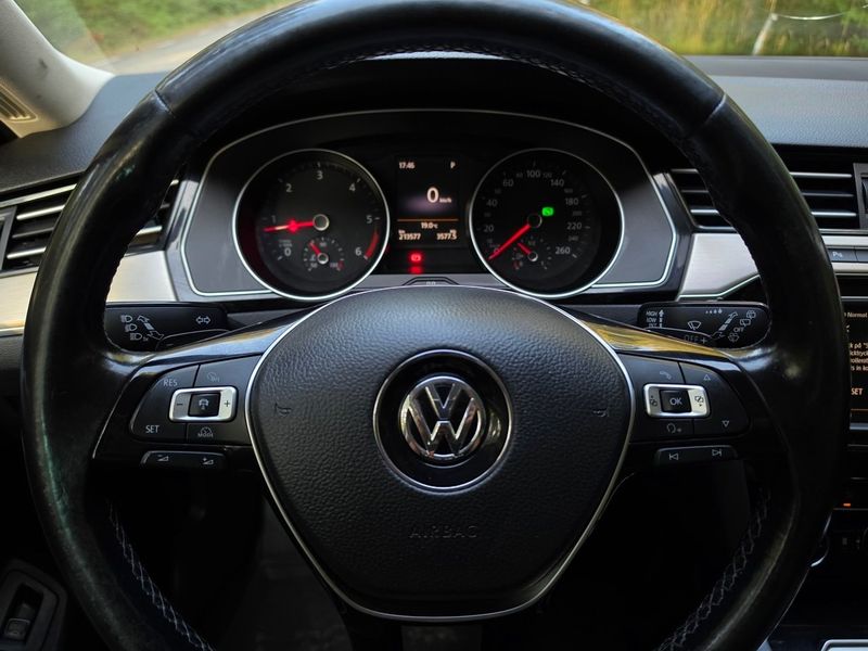 Volkswagen Passat bild 15