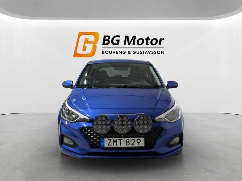 Hyundai i20 bild 2