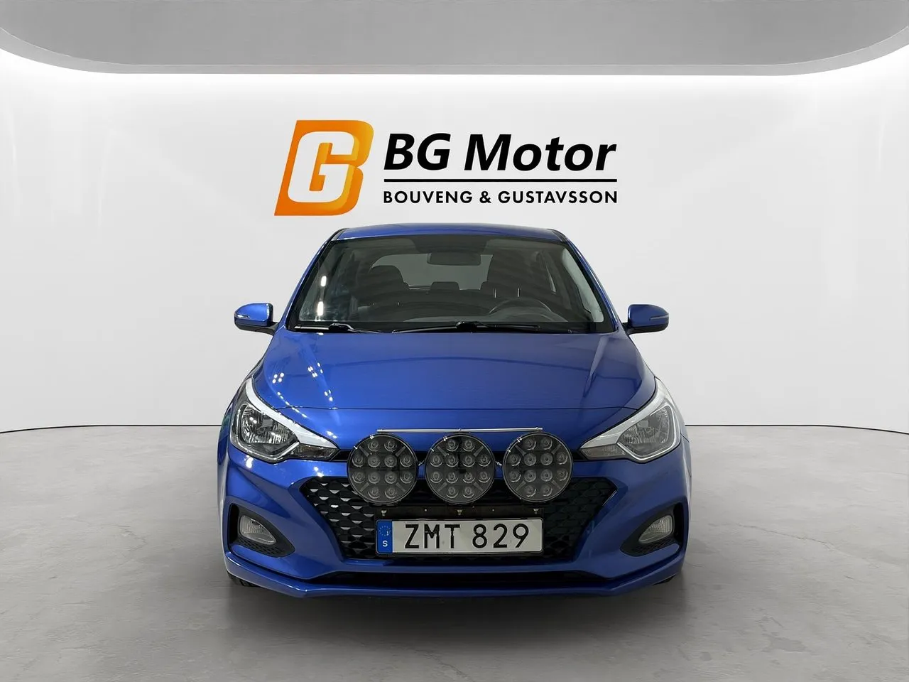 Vehicle image 1