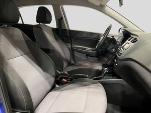 Hyundai i20 bild 9