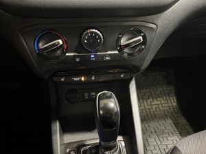 Hyundai i20 bild 18