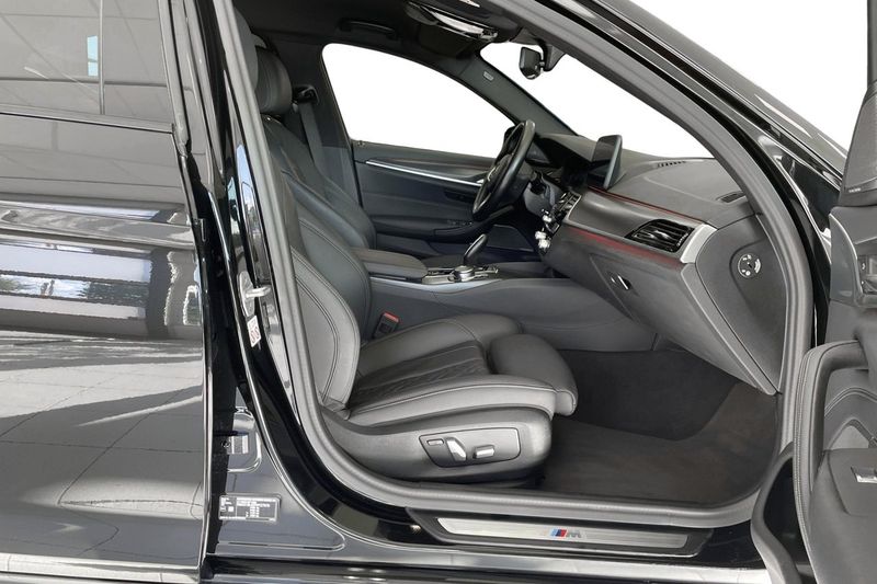 BMW 520 bild 16