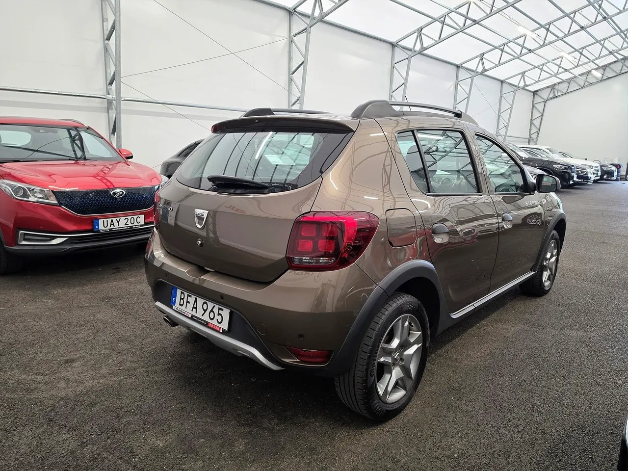 Vehicle image 3