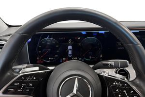 Mercedes E300 bild 8