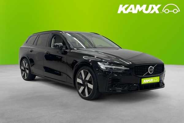 Volvo V60 T8 AWD Ultimate Dark B&W Pano 630 Läder Drag 456hk - 2023