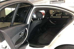 BMW 320 bild 7