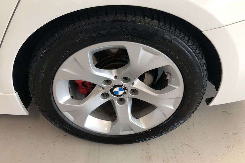BMW 320 bild 10