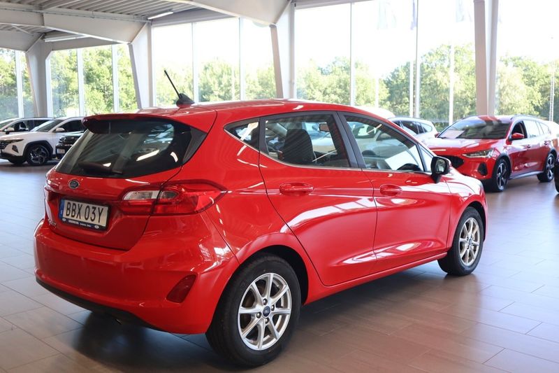 Ford Fiesta bild 2