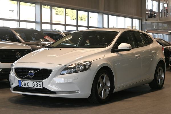 Volvo V40 D2 115hk Kinetic Värmare Ny Kamrem - 2014