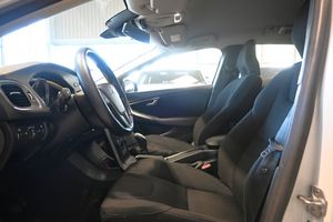 Volvo V40 bild 8
