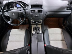 Mercedes C180 bild 8
