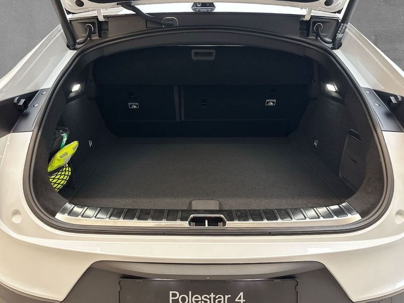 Polestar 4 bild 7