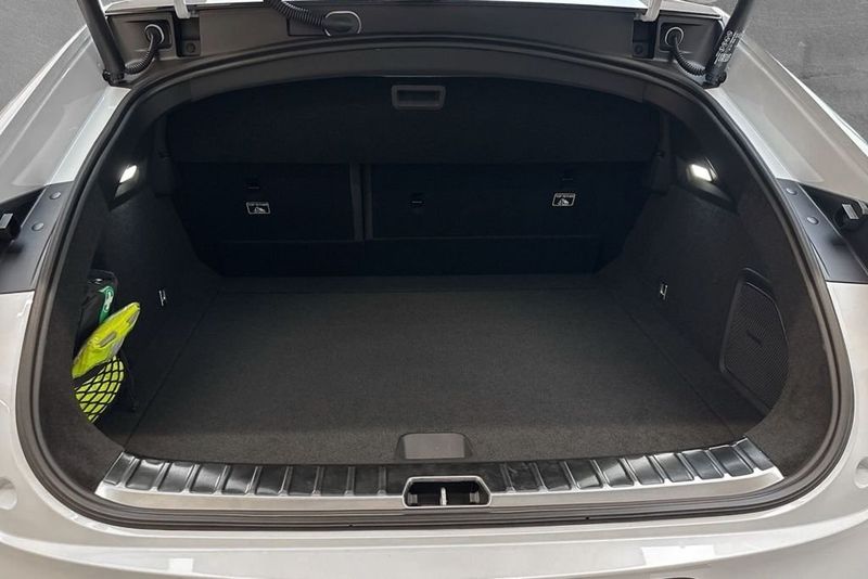 Polestar 4 bild 7