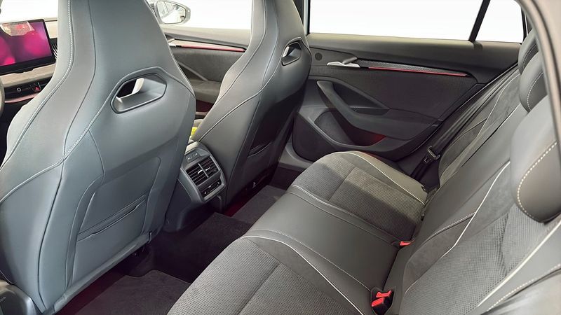 Skoda Superb bild 8