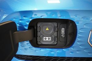 MG ZS EV bild 14