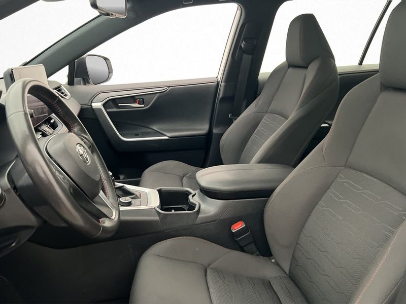 Toyota RAV4 bild 12