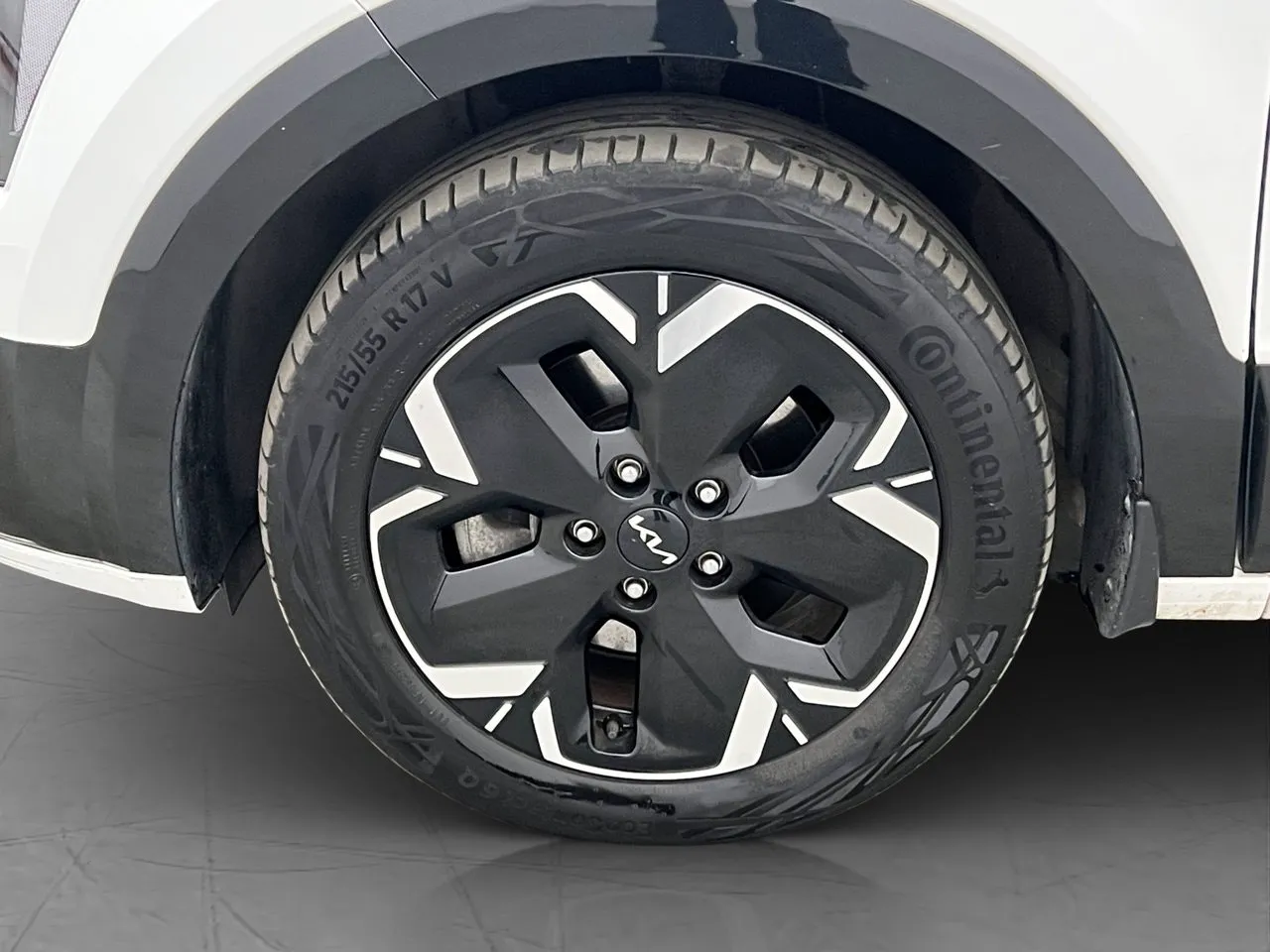 Vehicle image 31